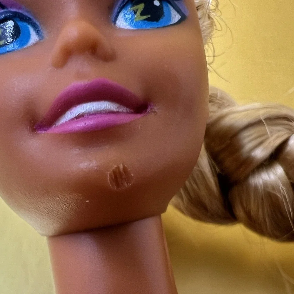 Vintage Barbie Doll 1976 Mattel With Long Blonde Hair‎ and Blue Eyes Pink Dress